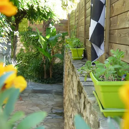 Holiday home Maison De Vacances Tour'n'sol Grospierres