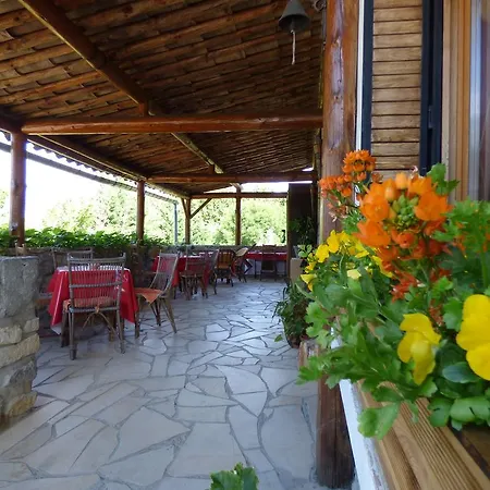 Holiday home Maison De Vacances Tour'n'sol Grospierres