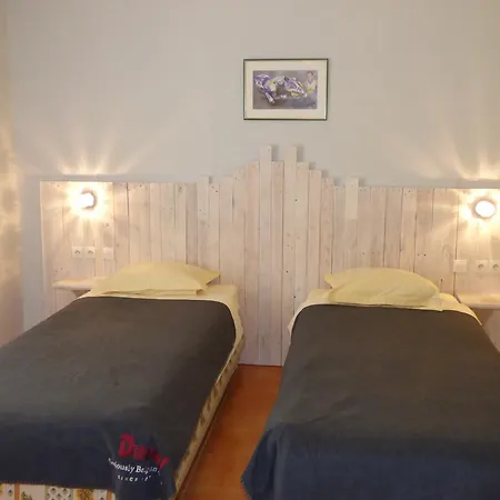 Maison De Vacances Tour'n'sol * Grospierres