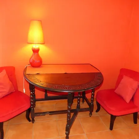 Maison De Vacances Tour'n'sol * Grospierres