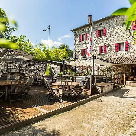 Maison De Vacances Tour'n'sol Grospierres