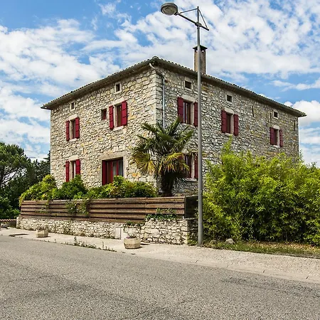 Maison De Vacances Tour'n'sol Holiday home *